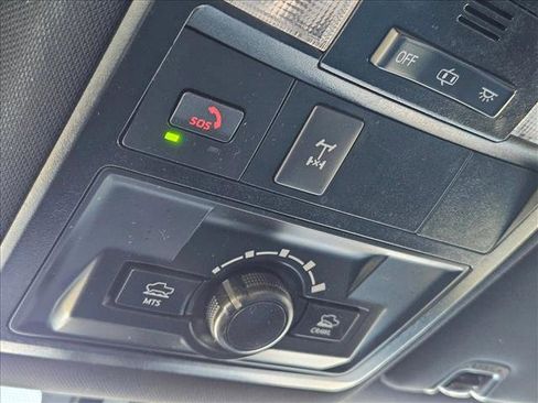 Used 2022 Toyota Tacoma TRD Off-Road image 16