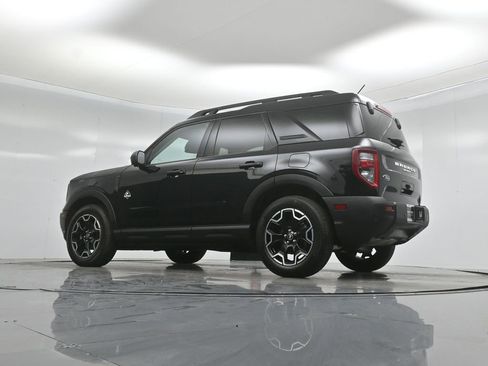 Certified 2025 Ford Bronco Sport Outer Banks w/ Outer Banks Tech Package+ AWD/4WD image 52
