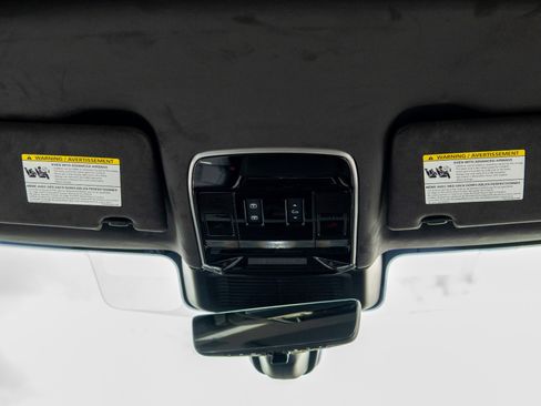 Used 2023 Land Rover Range Rover Sport First Edition image 45