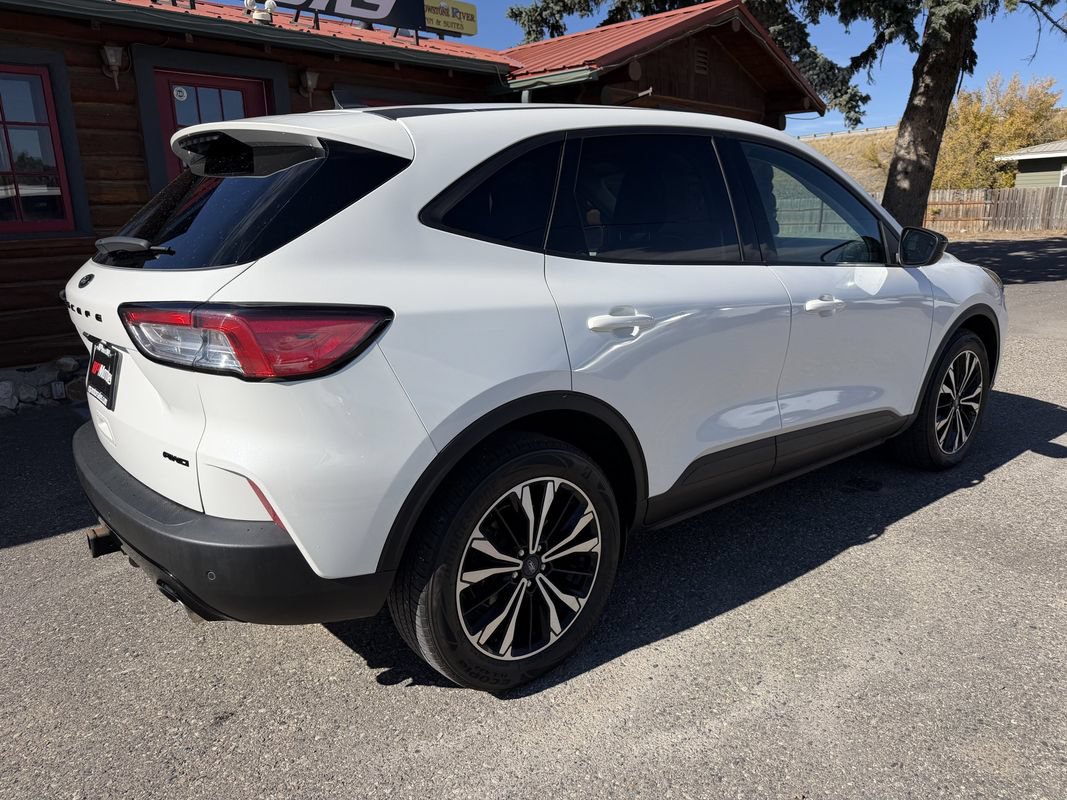 Used 2022 Ford Escape SEL w/ Technology Package AWD/4WD image 22
