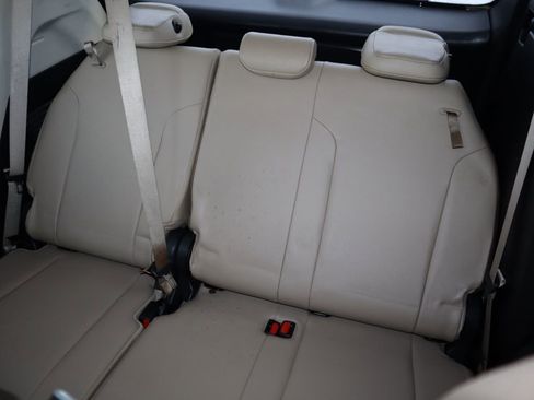 Used 2021 Toyota Sienna XLE image 11