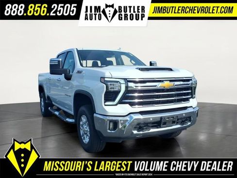 Used 2024 Chevrolet Silverado 2500 LTZ w/ LTZ Plus Package AWD/4WD image 24