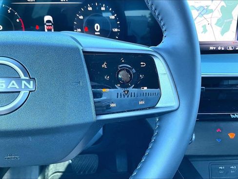 Used 2025 Nissan Murano SL AWD/4WD image 19