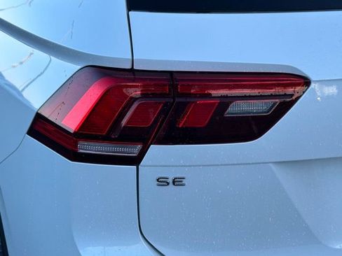 Used 2023 Volkswagen Tiguan SE image 13