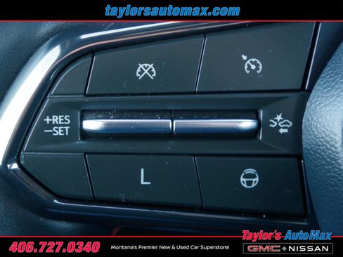 Used 2024 Chevrolet Traverse RS w/ LPO, Floor Liner Package AWD/4WD image 30