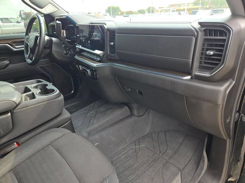 Used 2024 Chevrolet Silverado 1500 RST AWD/4WD image 27