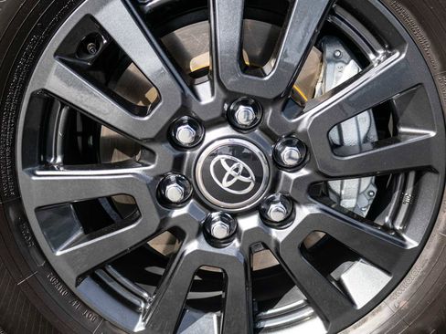 Used 2026 Toyota Land Cruiser 1958 image 9