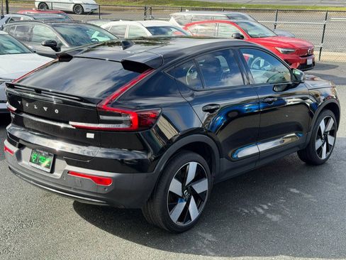 Used 2023 Volvo C40 P8 Recharge Ultimate image 5