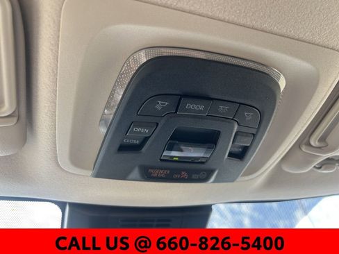 Used 2024 Toyota Corolla XLE image 22