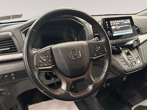 Used 2024 Honda Odyssey EX-L image 12