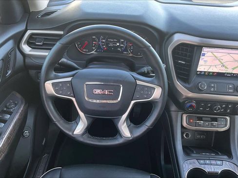 Certified 2023 GMC Acadia Denali w/ Denali Ultimate Package image 5