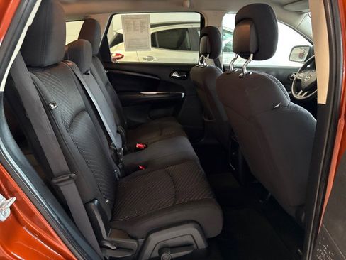 Used 2012 Dodge Journey SXT w/ Flexible Seating Group FWD image 23