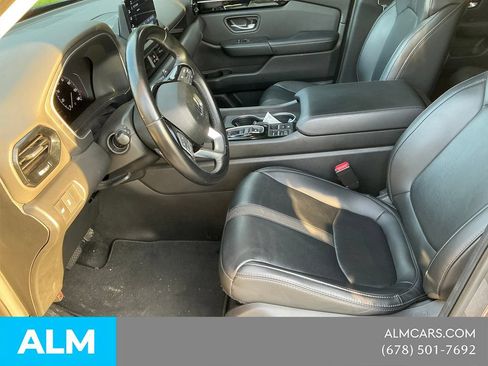 Used 2025 Honda Pilot EX-L image 14