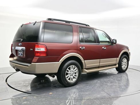 Used 2012 Ford Expedition XLT image 5