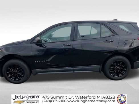 Certified 2018 Chevrolet Equinox LS FWD image 5