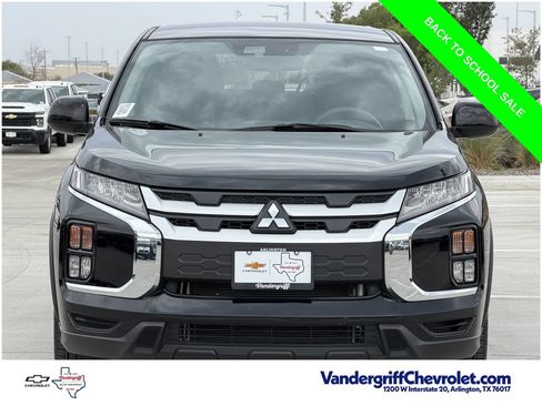 Used 2025 Mitsubishi Outlander Sport ES AWD/4WD image 7