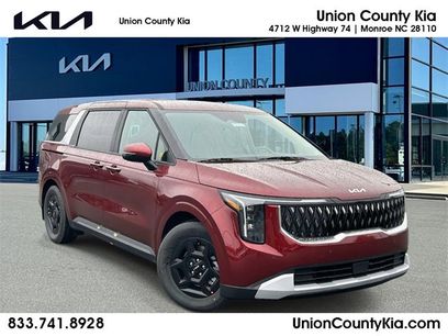 New 2026 Kia Carnival LXS