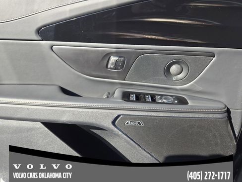 Used 2024 Lincoln Nautilus Reserve w/ Equipment Group 202A image 21