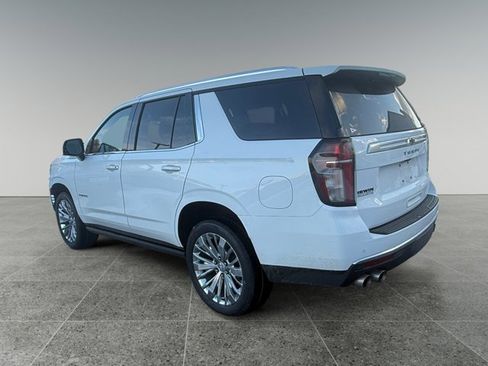 Used 2021 Chevrolet Tahoe High Country w/ Premium Package image 3