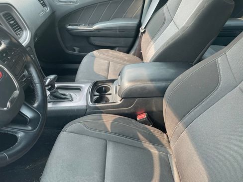 Used 2022 Dodge Charger SXT w/ Blacktop Package RWD image 2