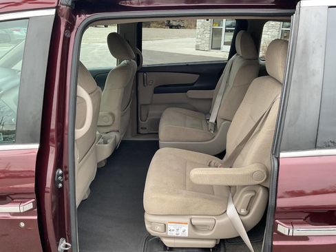 Used 2012 Honda Odyssey EX image 25