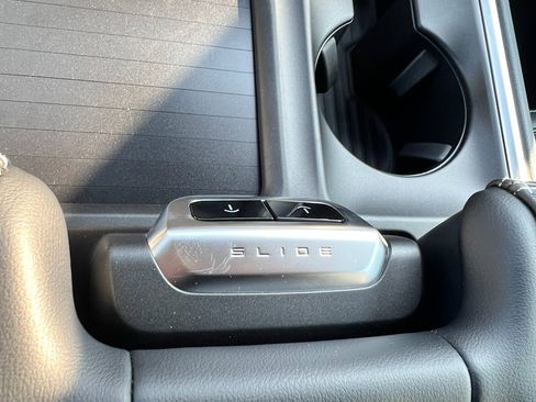 New 2025 Ford Expedition Platinum w/ Stealth Performance Package image 24