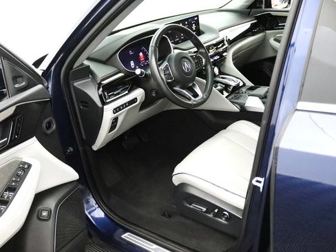 Certified 2024 Acura MDX SH-AWD w/ Advance Package image 17