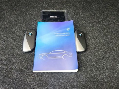 Used 2025 BMW 540i xDrive image 59