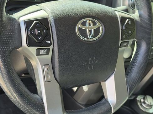 Used 2018 Toyota 4Runner SR5 Premium image 15