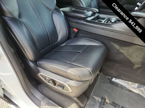 Used 2024 Jeep Wagoneer Series III image 20