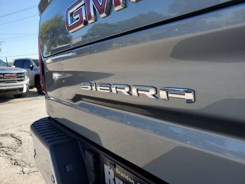 New 2026 GMC Sierra 1500 SLT w/ SLT Premium Plus Package AWD/4WD image 8