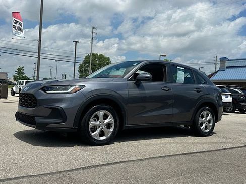Used 2025 Honda HR-V LX image 3