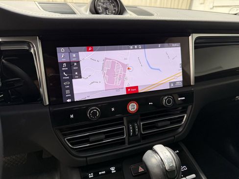 Used 2024 Porsche Macan Turbo w/ Premium Plus Package image 14