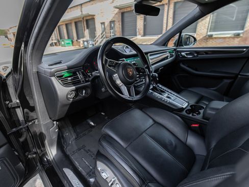 Used 2019 Porsche Macan S image 18