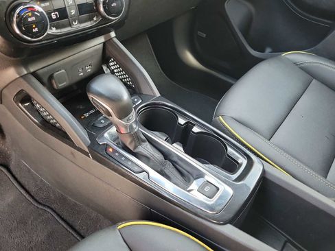 Used 2025 Chevrolet TrailBlazer ACTIV w/ Convenience Package image 13