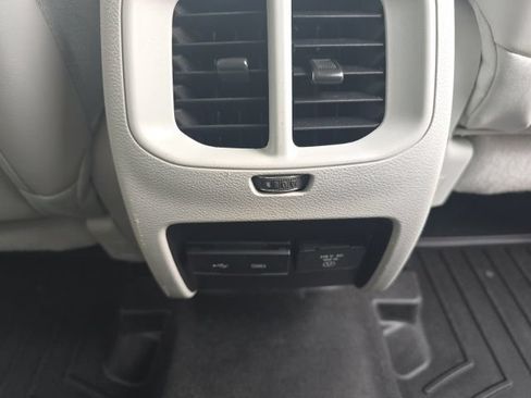 Used 2020 Jeep Cherokee Limited AWD/4WD image 7