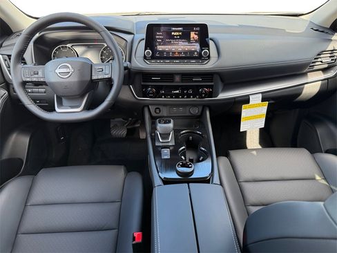 New 2026 Nissan Rogue SV w/ SV Premium Package image 10