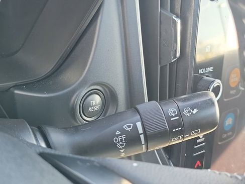 Used 2025 Subaru Forester Premium image 24