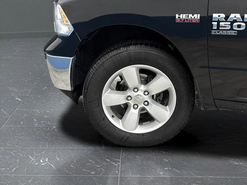 Used 2022 RAM 1500 Classic SLT image 33