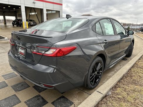 New 2026 Toyota Camry SE w/ Convenience Package image 6