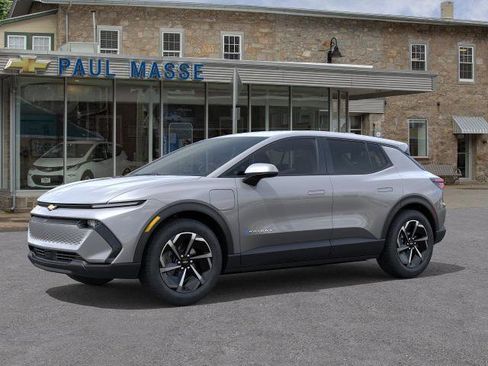 New 2026 Chevrolet Equinox EV LT image 2