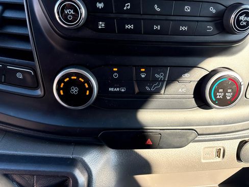 Used 2024 Ford Transit 250 T-250 130 Low Rf 9070 GVWR RW w/ Exterior Upgrade Package image 22