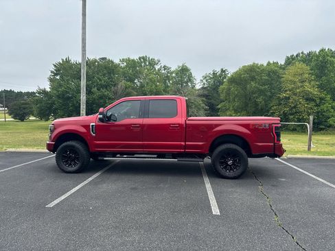 Used 2020 Ford F250 Lariat w/ Lariat Ultimate Package AWD/4WD image 12