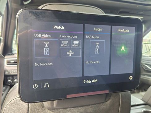 Used 2021 GMC Yukon Denali w/ Denali Premium Package AWD/4WD image 22