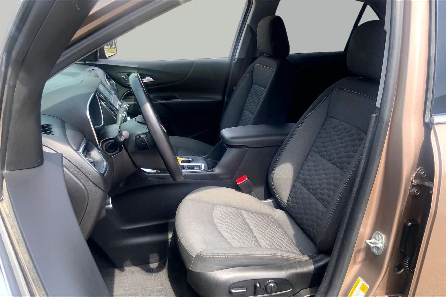 Used 2018 Chevrolet Equinox LT FWD image 7