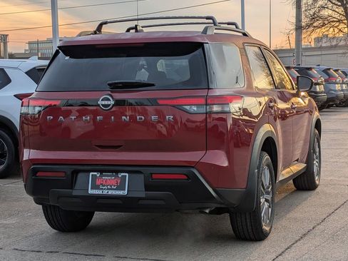 New 2026 Nissan Pathfinder SV FWD image 4