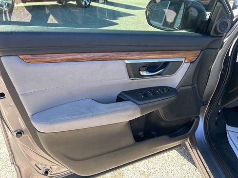Used 2019 Honda CR-V EX image 17