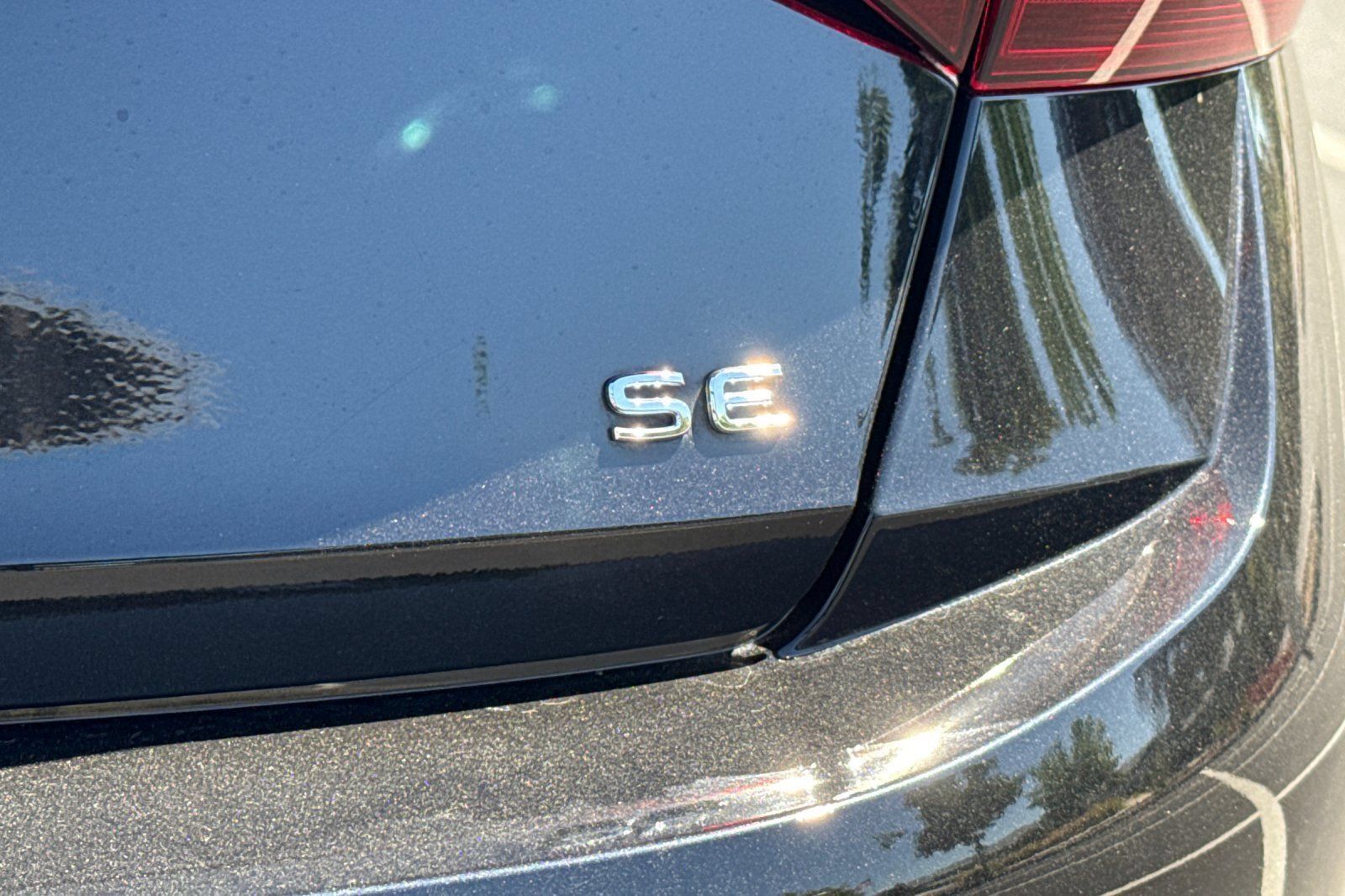 Used 2024 Volkswagen Jetta SE FWD image 13