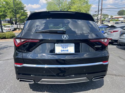 Used 2025 Acura MDX FWD w/ Technology Package image 4