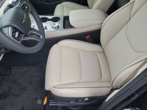 New 2026 Genesis GV70 2.5T Advanced w/ G1 Accessory Package image 14